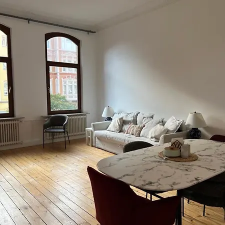 Appartement In The City, Free Parking + Breakfast